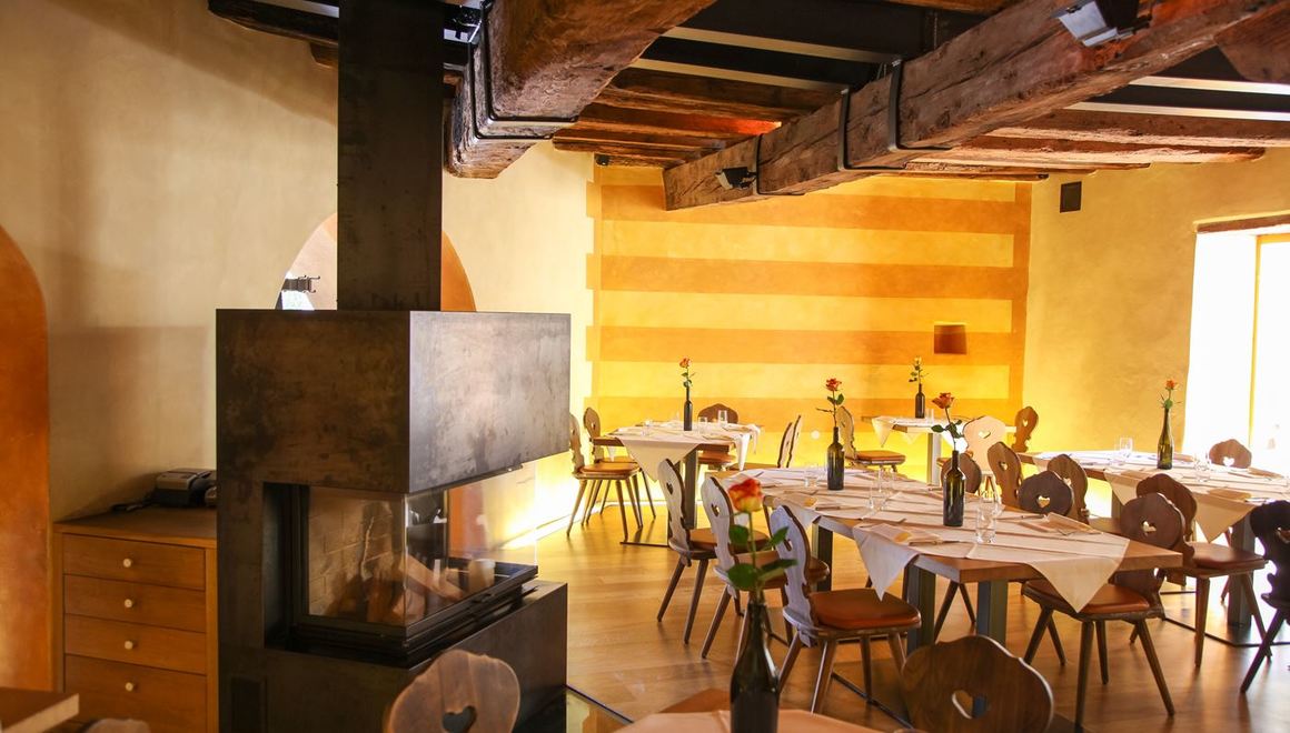 Schwarzer Adler Alto Adige