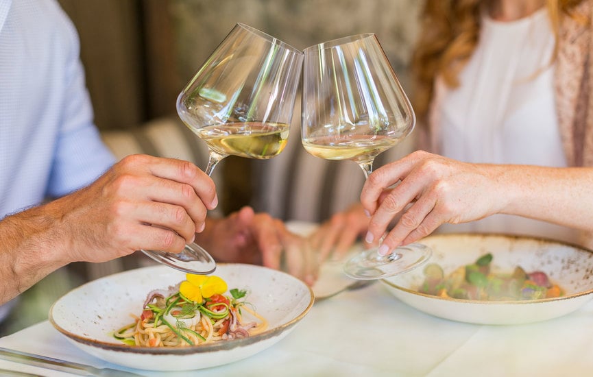 Wine adjustment restaurant