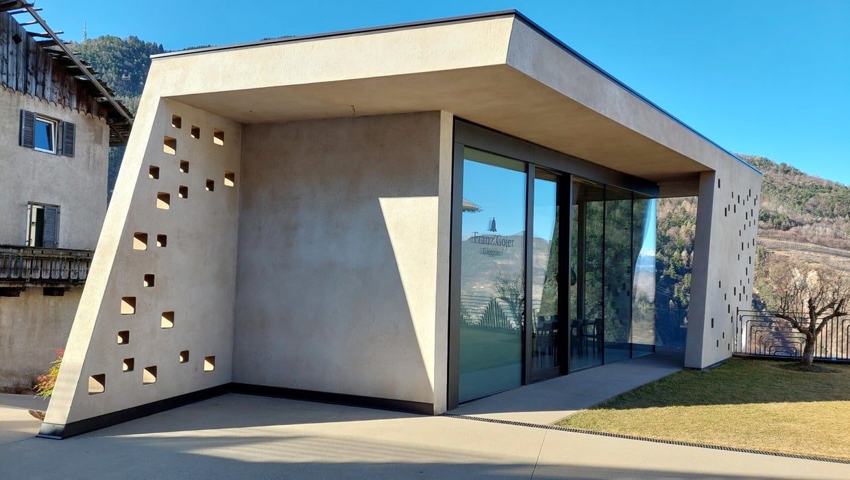 Glögglhof Estate Winery