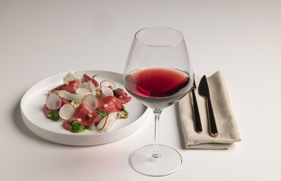 Beef carpaccio, crunchy fennel and rocket pesto